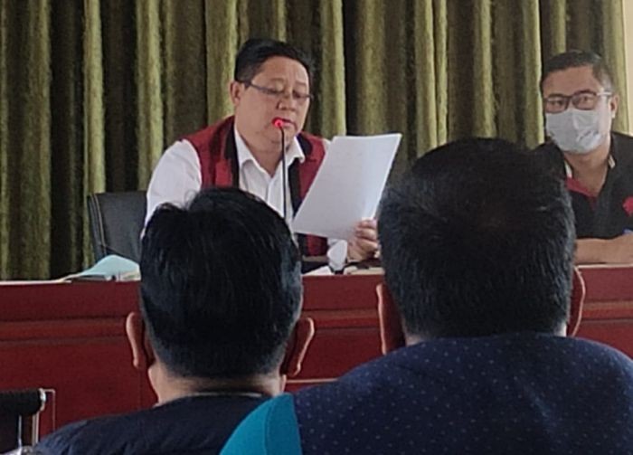 DC Kiphire Wati Aier chairing the DPDB Meeting at DC's Conference Hall in Kiphire on April 8.